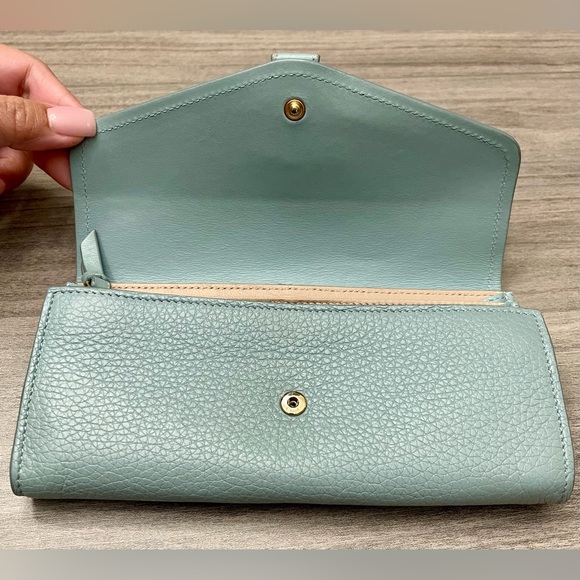 Chloe Aby Long Wallet - Picture 4 of 13